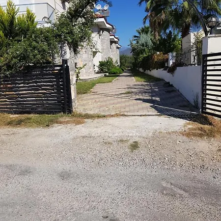 Villa Calıs 2 *