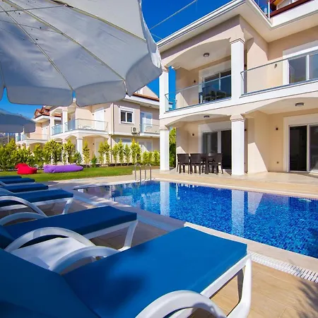Villa Calıs 2 *